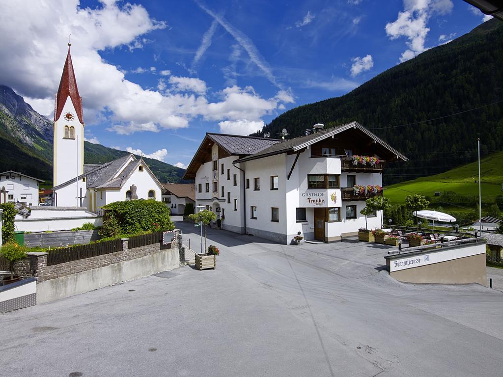 Hotel Traube 佩特诺伊阿尔贝格 外观 照片
